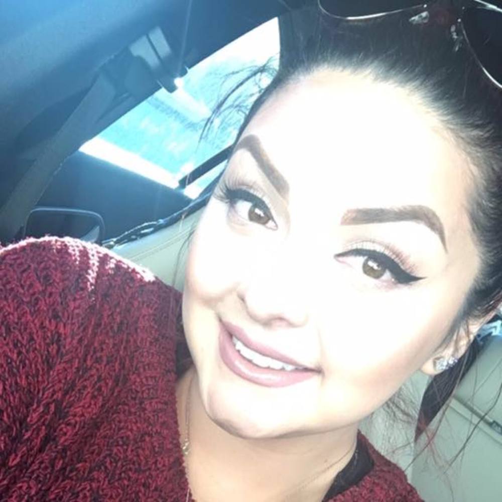 Meet your Posher, Adriana